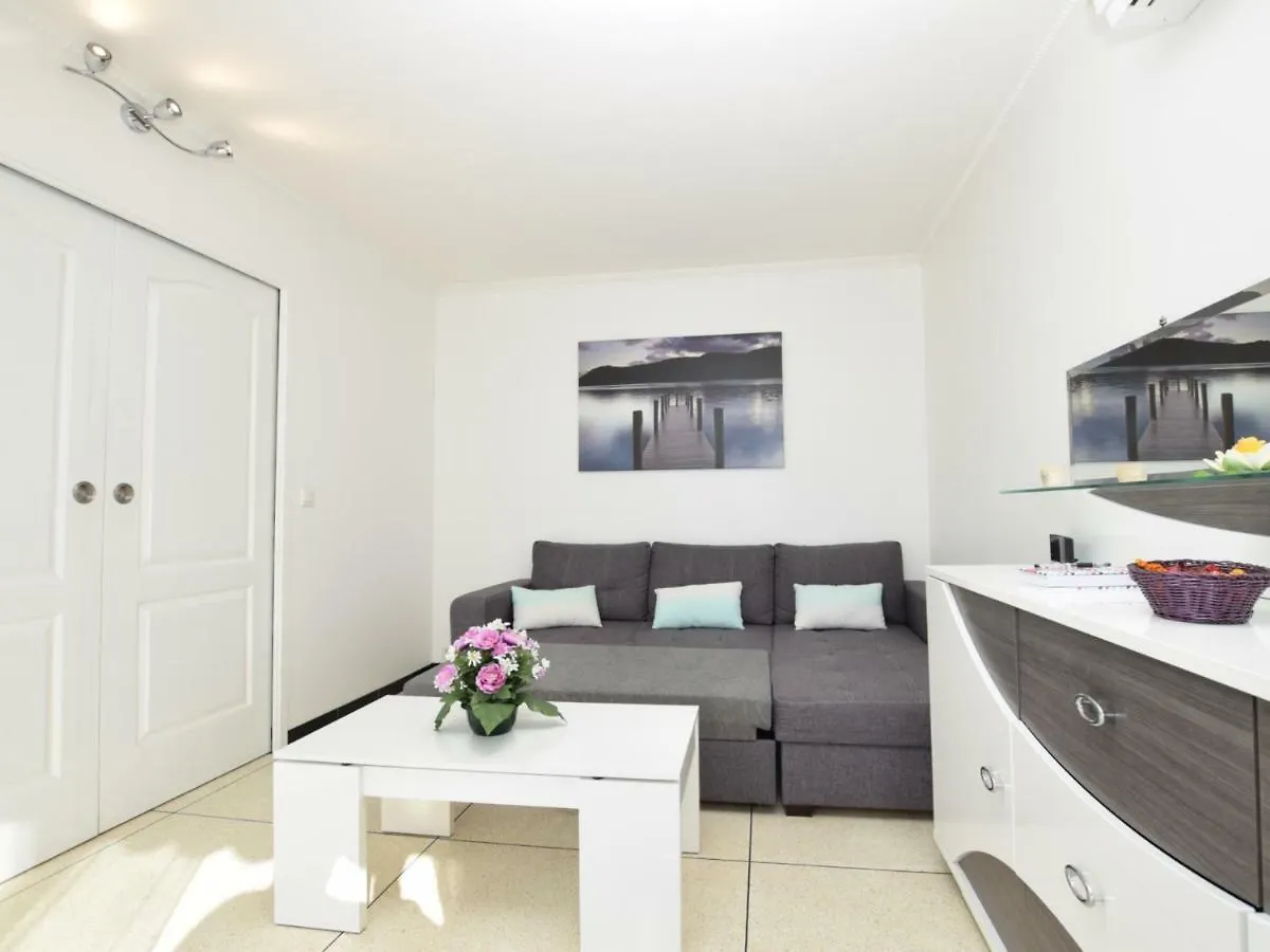 Daire Sette B Locations T2-3 Residence Cavalaire-sur-Mer